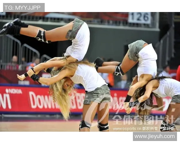 北京篮球队在世界锦标赛上的拼搏历程与荣耀时刻全景回顾 北京篮球队在世界锦标赛上的拼搏历程与荣耀时刻全景回顾