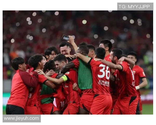 西安足球队的崛起与发展：探索城市足球文化的深层意识与未来愿景