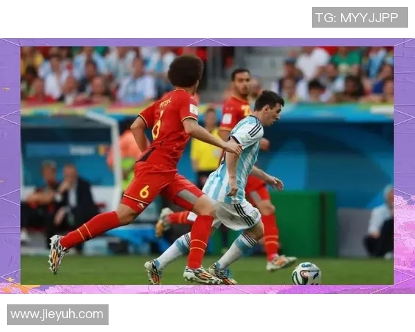 足球明星穿越古代的壁纸图片展现经典与激情的完美结合